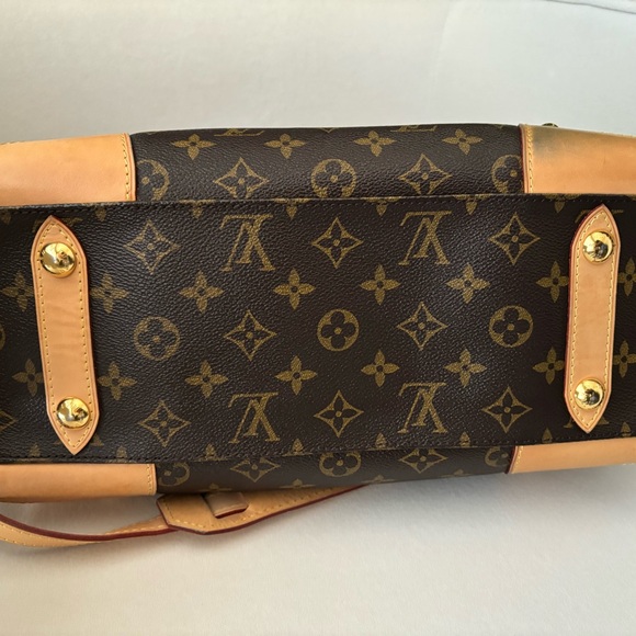 Louis Vuitton Retiro PM Monogram shoulder bag - Picture 10 of 17